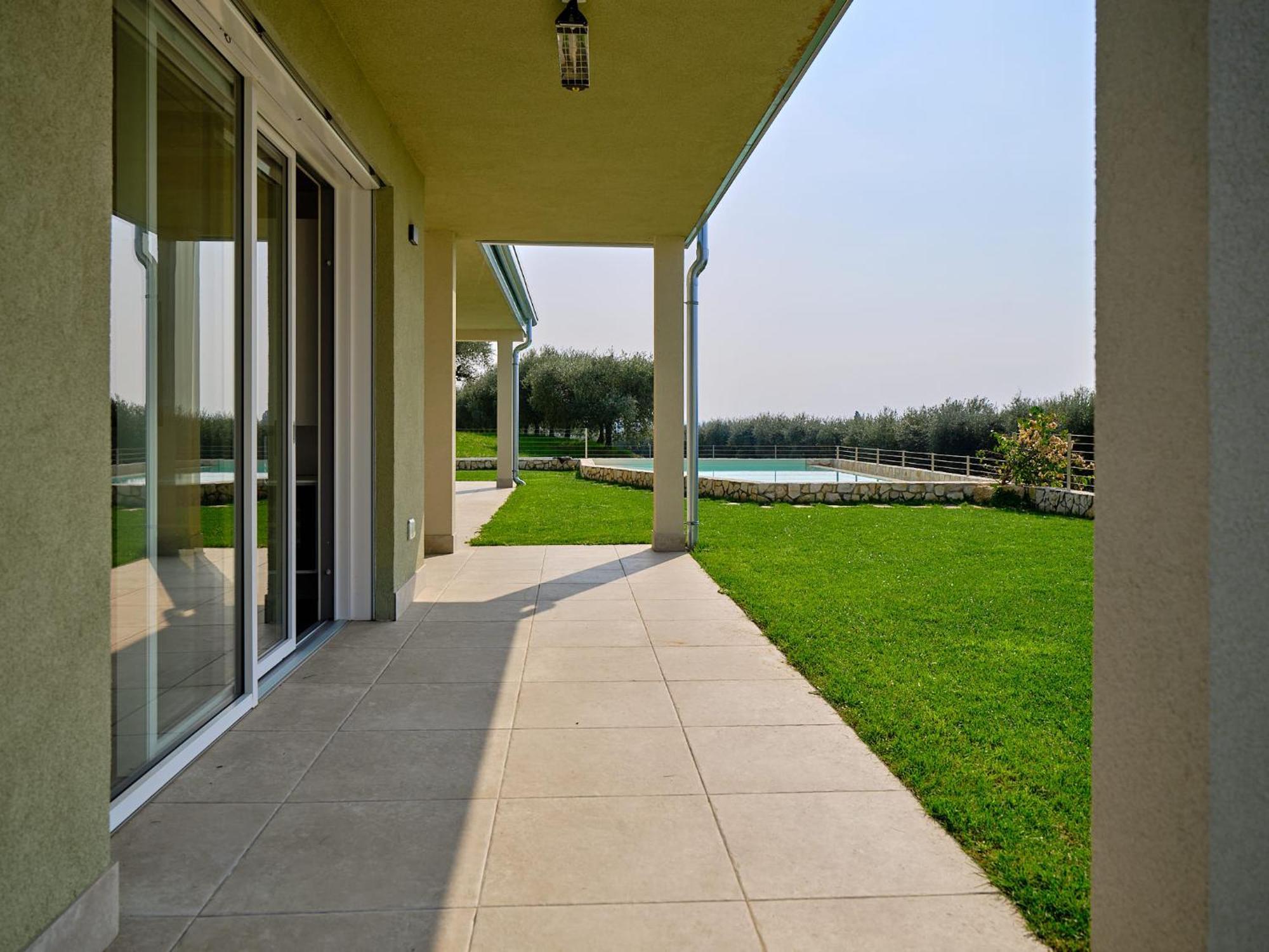 Villa Sunny Lake Suites Bardolino Buitenkant foto