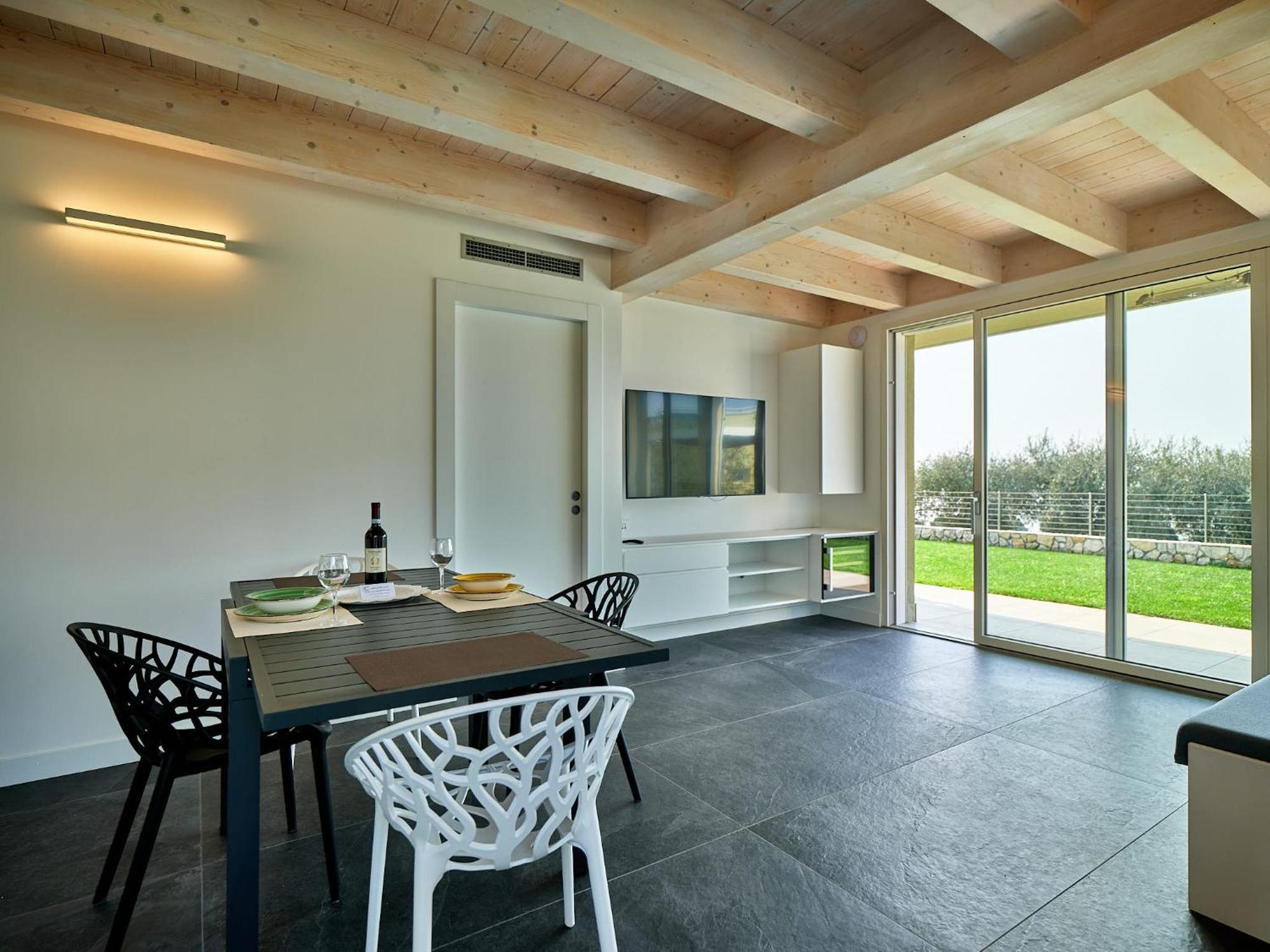 Villa Sunny Lake Suites Bardolino Buitenkant foto
