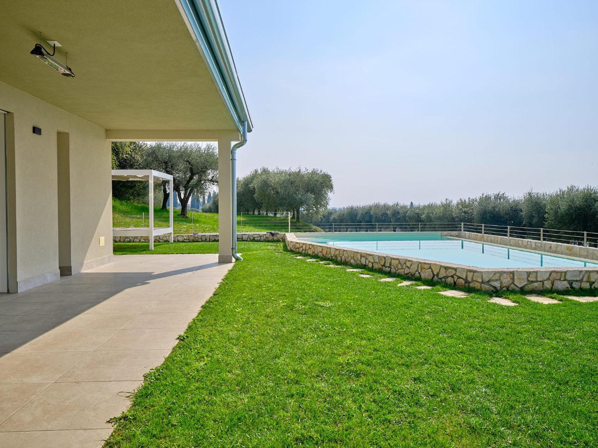 Villa Sunny Lake Suites Bardolino Buitenkant foto